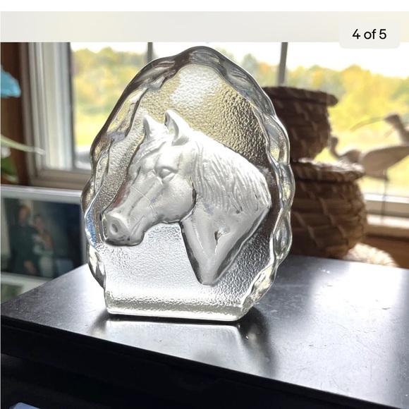 GLASS CHUNK HORSE-ETCHED GLASS DECOR - Picture 4 of 4